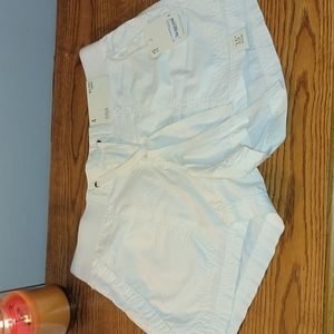 A.N.A. white mid rise short size 4